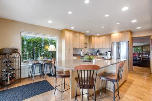 Φωτογραφία από το άλμπουμ του Top of the World σε Tillamook