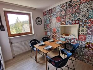 صورة لـ Ferienwohnung Tannenballett im Schwarzwald في بايرسبرون