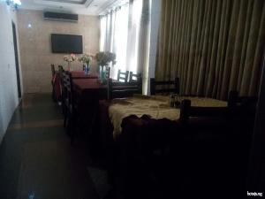 Restoran atau tempat lain untuk makan di Room in Lodge - Cynergy Suites Festac Town