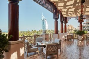Uma varanda ou terraço em Jumeirah Al Qasr Dubai