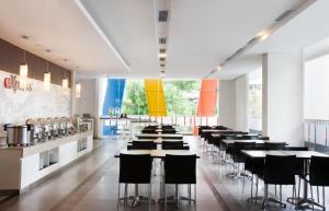 Restaurace v ubytování Amaris Hotel Sriwedari Solo
