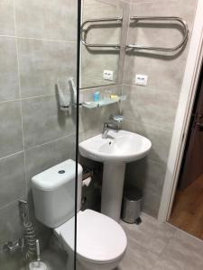 Phòng tắm tại Boho Tiflis Hotel