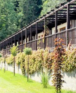 Vonkajšia záhrada v ubytovaní Resort Lesní Lázně