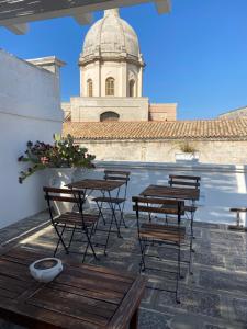 Balkón nebo terasa v ubytování Nenetta Rooms & Suites Monopoli