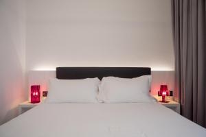My Suite Hotel客房内的一张或多张床位