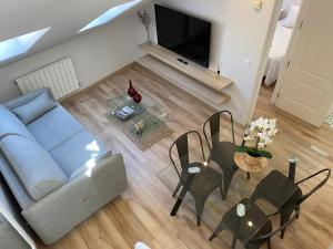Część wypoczynkowa w obiekcie Fuencarral Apartments