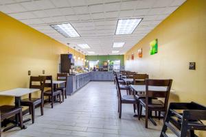 Εστιατόριο ή άλλο μέρος για φαγητό στο Quality Inn West Columbia - Cayce