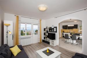 Gallery image of Apartment Pepi in Lovran