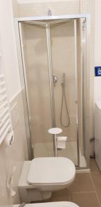 A bathroom at La G