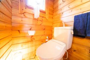 Vannituba majutusasutuses Awaji Seaside Log house in Goshiki 1