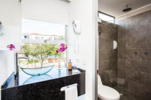 Koupelna v ubytování Eco Star Hotel