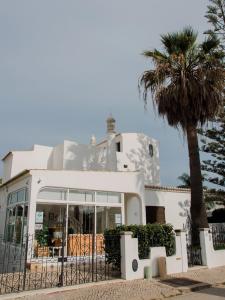 Afbeelding uit fotogalerij van Blife Sun Hostel & Rooms in Faro