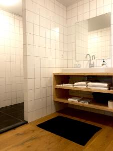 Ванна кімната в Bed and Breakfast De Biesbosch - in 't Riet
