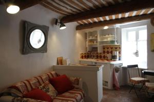Gallery image of LE PASSAGE in Lourmarin