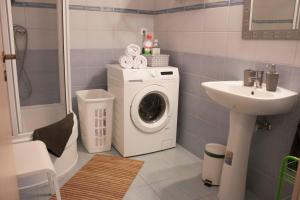 Kúpeľňa v ubytovaní Azúr Apartman Keszthely
