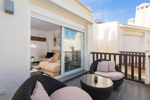 Balkón alebo terasa v ubytovaní MALAGA BENALMADENA PUERTO MARINA PLAYA VACACIONAL Luxury