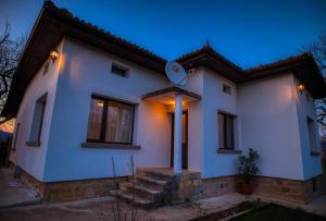 Fotografie z fotogalerie ubytování Guest House Stoyanovata Kashta - Стояновата къща v destinaci Elena