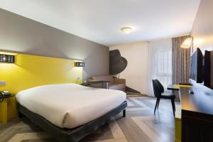 Sjónvarps- og/eða afþreyingartæki á Ibis Styles Nice Centre Port