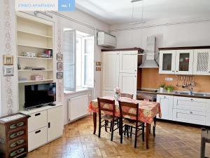 Kuhinja oz. manjša kuhinja v nastanitvi Ethno Apartments