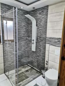 Φωτογραφία από το άλμπουμ του Pansion House Prijeboj σε Plitvička Jezera +30 φωτογραφίες