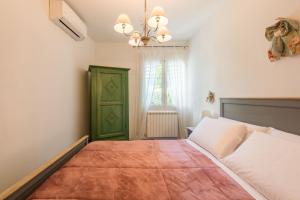 Villa Cinzia-150 mt from the beach客房内的一张或多张床位