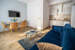 Η κουζίνα ή μικρή κουζίνα στο Helios Aparthotel