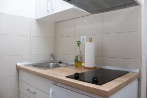 Nhà bếp/bếp nhỏ tại Apartment Bilalovic +32 ảnh