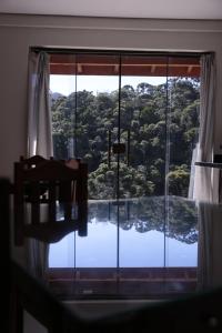 山景或在民宿看到的山景