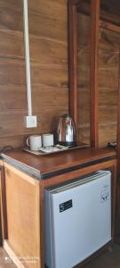 Kuchyň nebo kuchyňský kout v ubytování Rinjani Hill Hotel