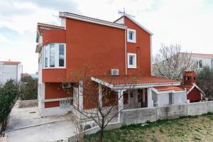 Budova, v ktorej sa apartmán nachádza