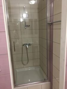Kúpeľňa v ubytovaní Backpackers Home