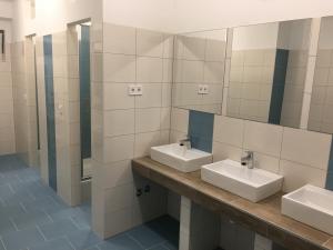 Kúpeľňa v ubytovaní Backpackers Home