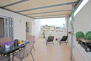 Балкон или терраса в Apartment near the Athens Airport, Spata