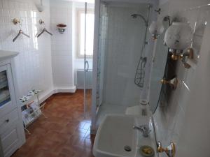 Maison Provence à Baudinard-sur-Verdon tesisinde bir banyo