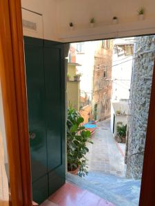 Fotografie z fotogalerie ubytování La Verde di Vernazza - Art Studio - AC&WiFi - Vernazzarentals v destinaci Vernazza