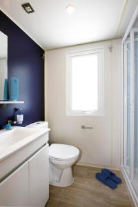 A bathroom at Casa Mobile - Cisano San Vito ****