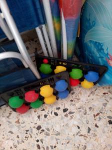 サンピエリにあるCasa Rosatiの絵具箱の中の色玉の集団