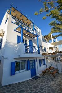 Balkón nebo terasa v ubytování Deck2 Syros Premium Apartments