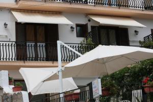 Balkón nebo terasa v ubytování B&B La Carminella