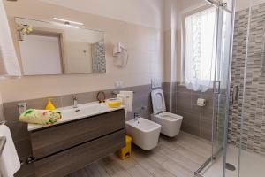 A bathroom at Pineta del Mare