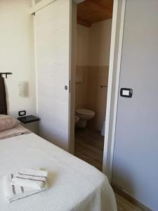 A bathroom at B&B Casa Delfina