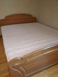 Una cama o camas en una habitación de Apartment on Karla Libknekhta 23
