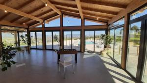 Agriturismo Incanto della Natura内部或周边的泳池