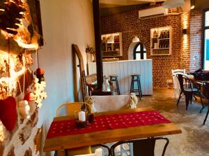 Posezení v ubytování Attalos Suites Hotel