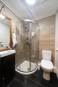 Ванная комната в Georgian Loft Apartment