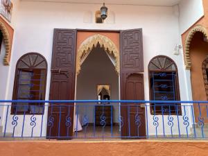 Facciata o entrata di Riad Jbara