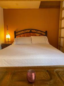 Letto o letti in una camera di Riad Jbara