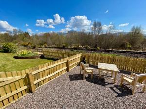 Foto dalla galleria di Per Ardua Shepherds Hut a Fort William