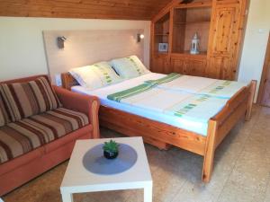 Postel nebo postele na pokoji v ubytování Apartman Mercédesz II.