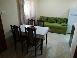 Posedenie v ubytovaní Csaba apartman